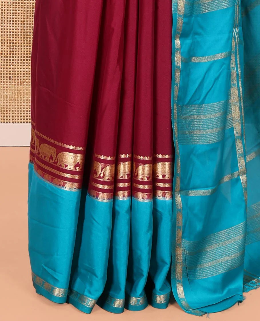 Purple Plain Art Mysore Silk Saree, Complemented by Captivating Contrast Rettai Pettu Traditional Border of Elephant Zari Buttas, Striped Pallu, and Paired with a Contrast Blouse - Image 3