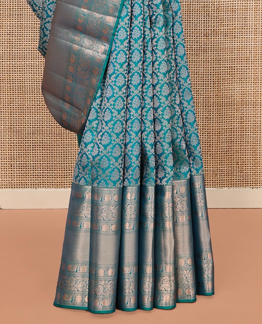 Rama Blue Kanchipuram Wedding Silk Saree, Mesmerized with Jaal Jacquard on Its Body, Highlighted by a Zari Border of Thilakam Mokku, Poun, Mayil, and Kodi Visiry Designs, Grand Pallu Steeped with Chakram Designs, and Paired with a Matching Blouse - Image 4
