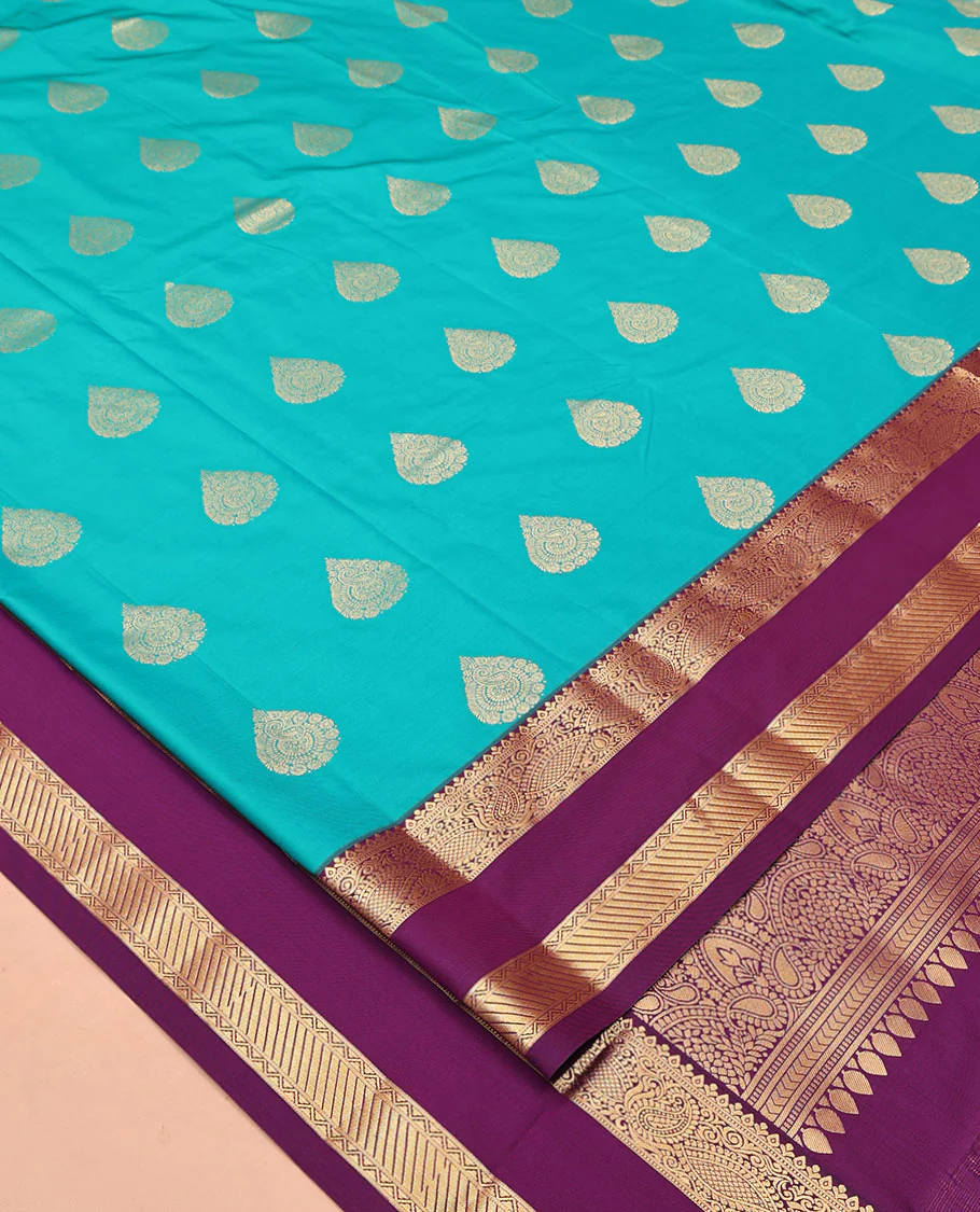 Rama Green and Purple Budget Silk Saree, Accentuated with Zari Buttas All Over Its Body, Complemented by Contrast Rettai Pettu Traditional Zari Designs Woven Border, Grand Pallu and Paired with a Contrast Blouse - Image 2