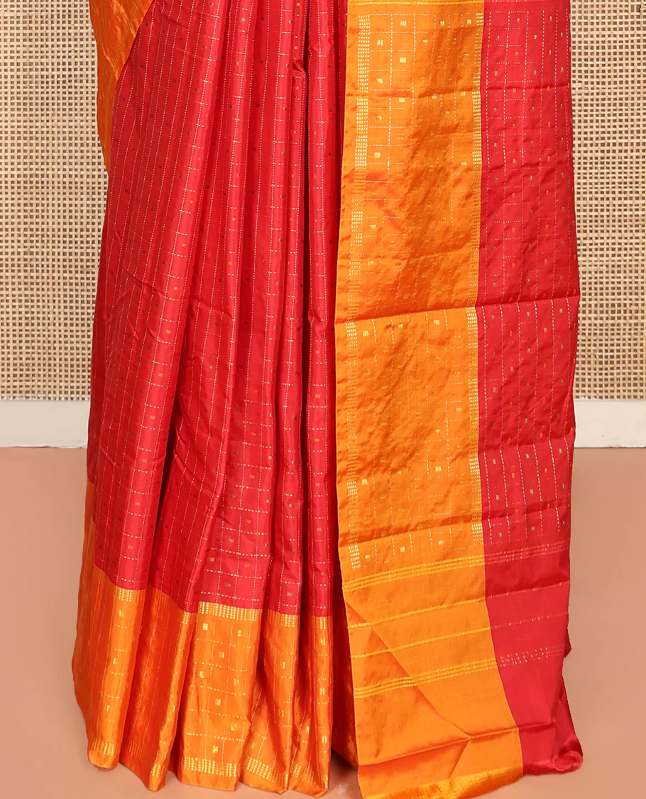 Red Aarani Silk Saree, Elevated with Butta Enclosed Checks, Complemented by a Contrast Butta Enclosed Checked Border, Zari Design Pallu, and Paired with a Matching Blouse - Image 4