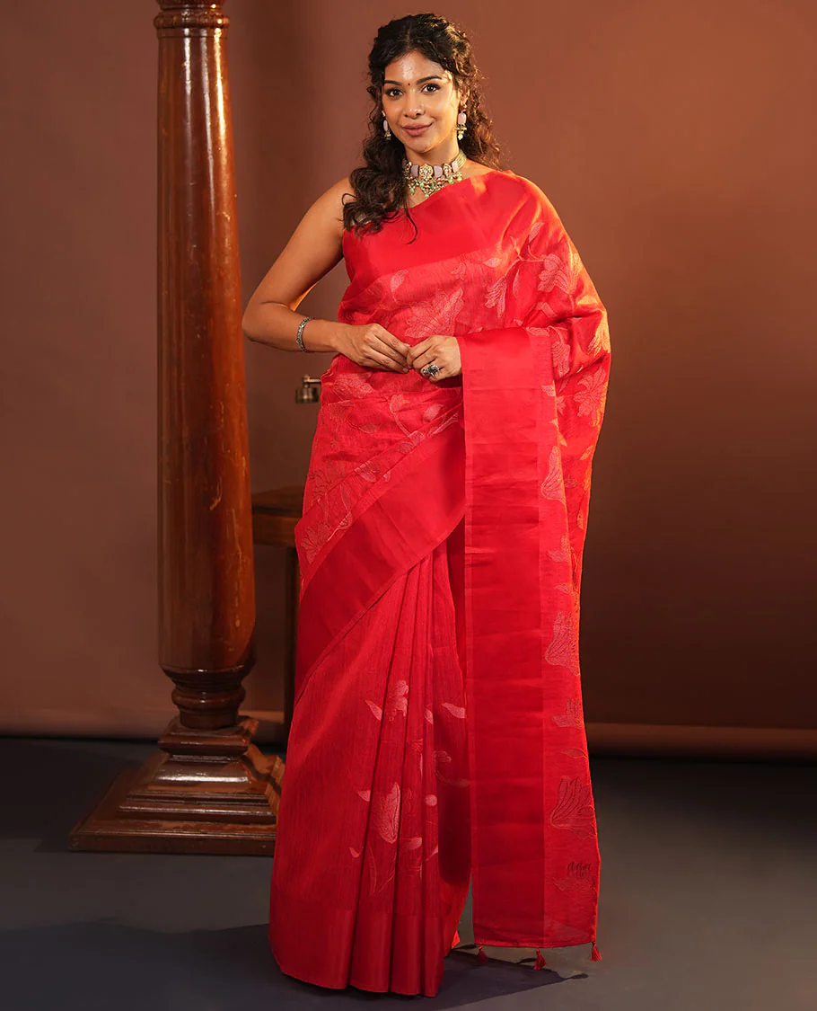 Red Green Silk Saree, Finely Crafted with Floral Vine Cross Stitch Embroidery on Its Body, Subtle Self-Satin Border, Pallu of Floral Vine Cross Stitch Embroidery, and Paired with a Plain Blouse - Image 4