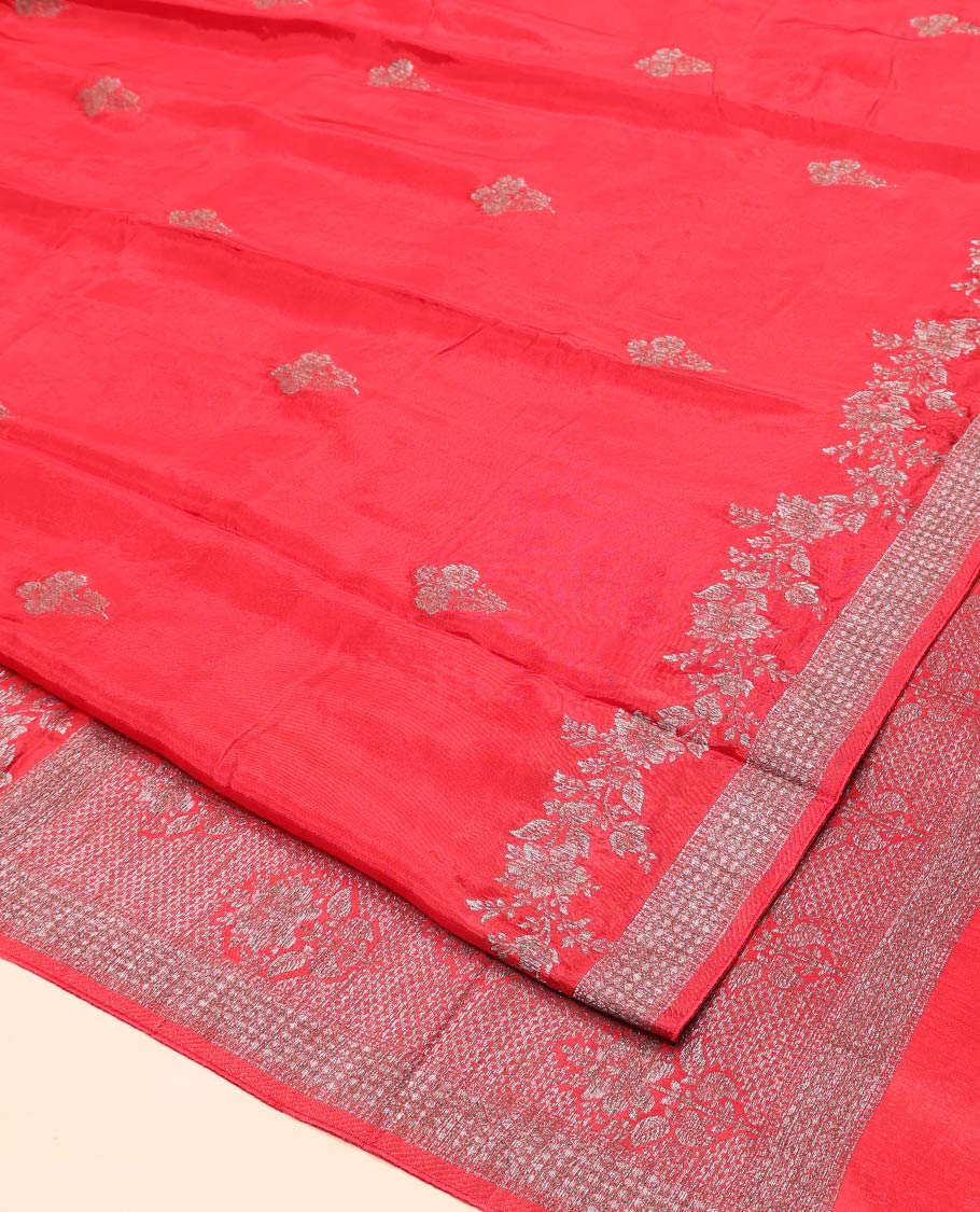 Red HO-Silk Saree, Adorned with Floral Zari Buttas All Over Its Body, Highlighted by Self-Border of Floral Creeper Designs, Floral Jaal Pallu and Paired with a Plain Blouse - Image 2