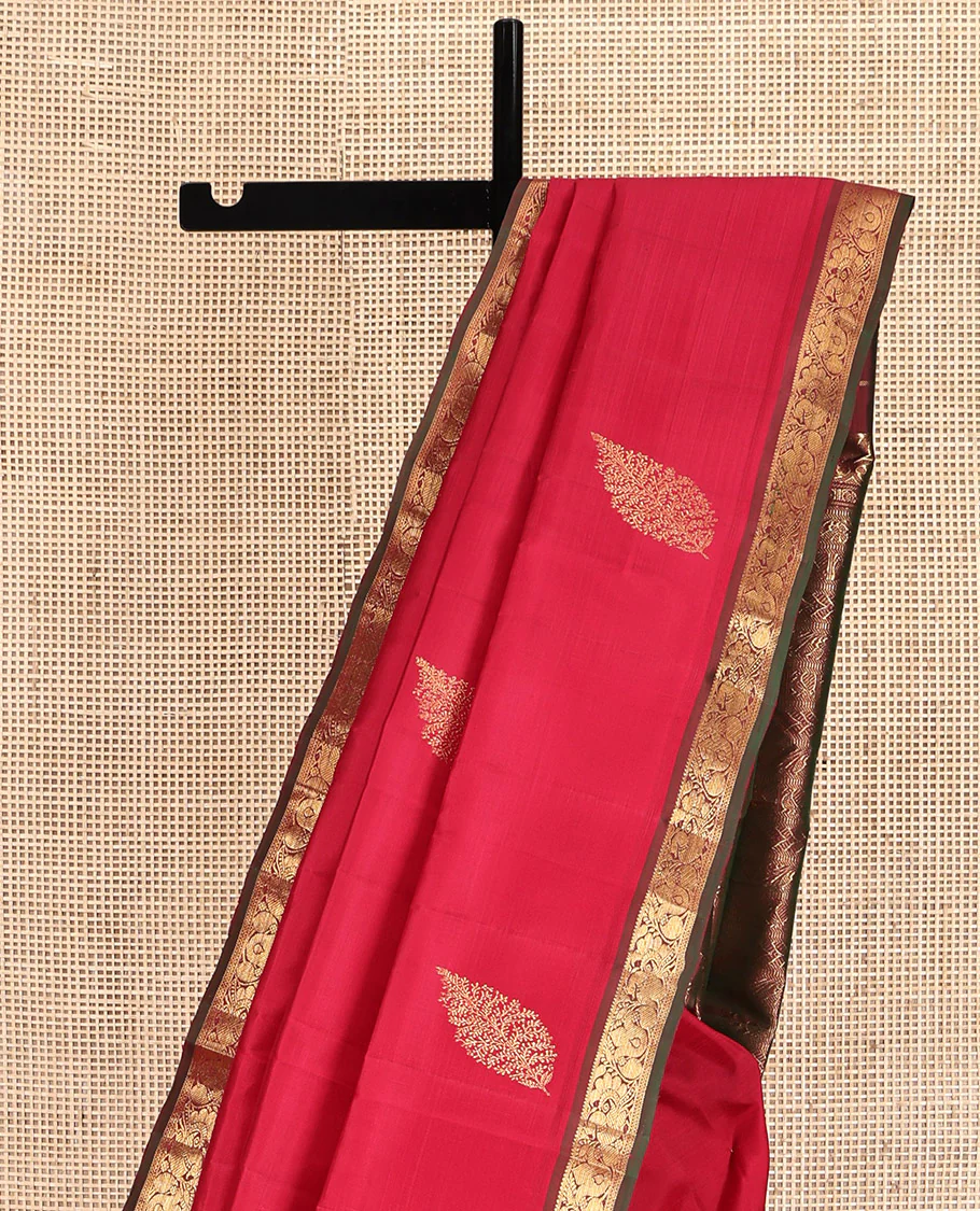 Red Kanchipuram Silk Saree, Woven with Zari Buttas All Over Its Body, Complemented by a Contrast Border of Mayil Designs, Intricately Designed Pallu, and Paired with a Contrast Blouse - Image 3