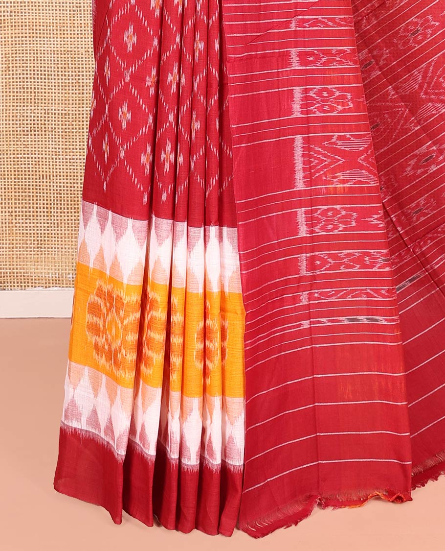 Red Odisha Cotton Saree Featuring Jaal Patterns All Over the Body, Complemented by a Contrast Temple Border of Floral Designs, Pallu Features Diamond Patterns in a Hazily Woven, and Has No Blouse - Image 3