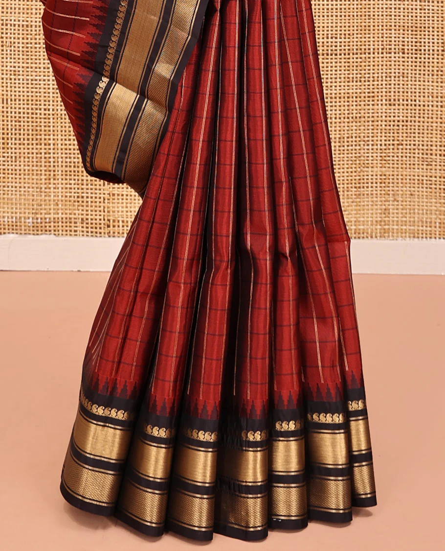 Rust Maroon-Dark Purple Vasundhara Lite Silkmix Saree, Graced with Checks, Contrast Border of Rekku, Manga Mokku, and Mayil Kann, Grand Pallu, and Contrast Blouse - Image 7