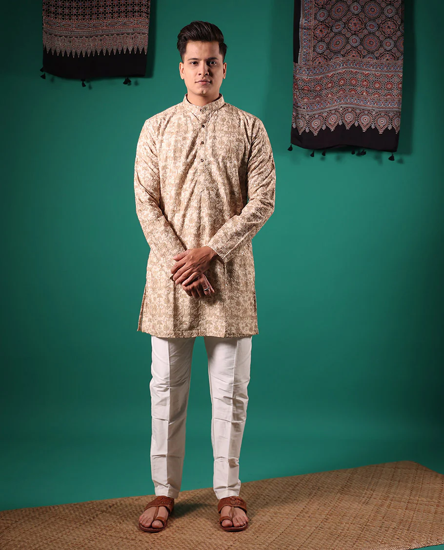 Sandal crushed textured with tropical floral printed full-sleeved men's kurta - Image 3