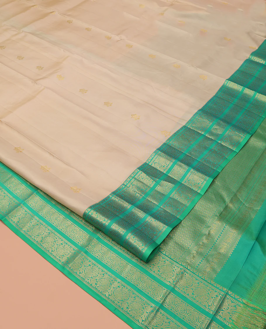 Sandal Vasundhara Silk Saree, Woven with Zari Buttas All Over Its Body, Complemented by a Contrast Border of Jada Nagam, and Kodi Visiry Designs, Intricately Designed Pallu, and Paired with a Contrast Blouse - Image 2