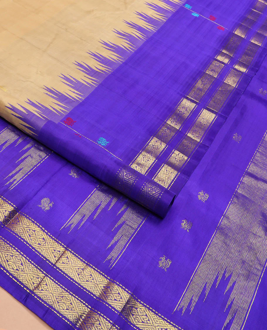 Sandal zari buttas Kanchipuram silk saree, contrast thazampoo rekku border of thread mayil and rettai pettu zari designs, and zari design pallu - Image 2