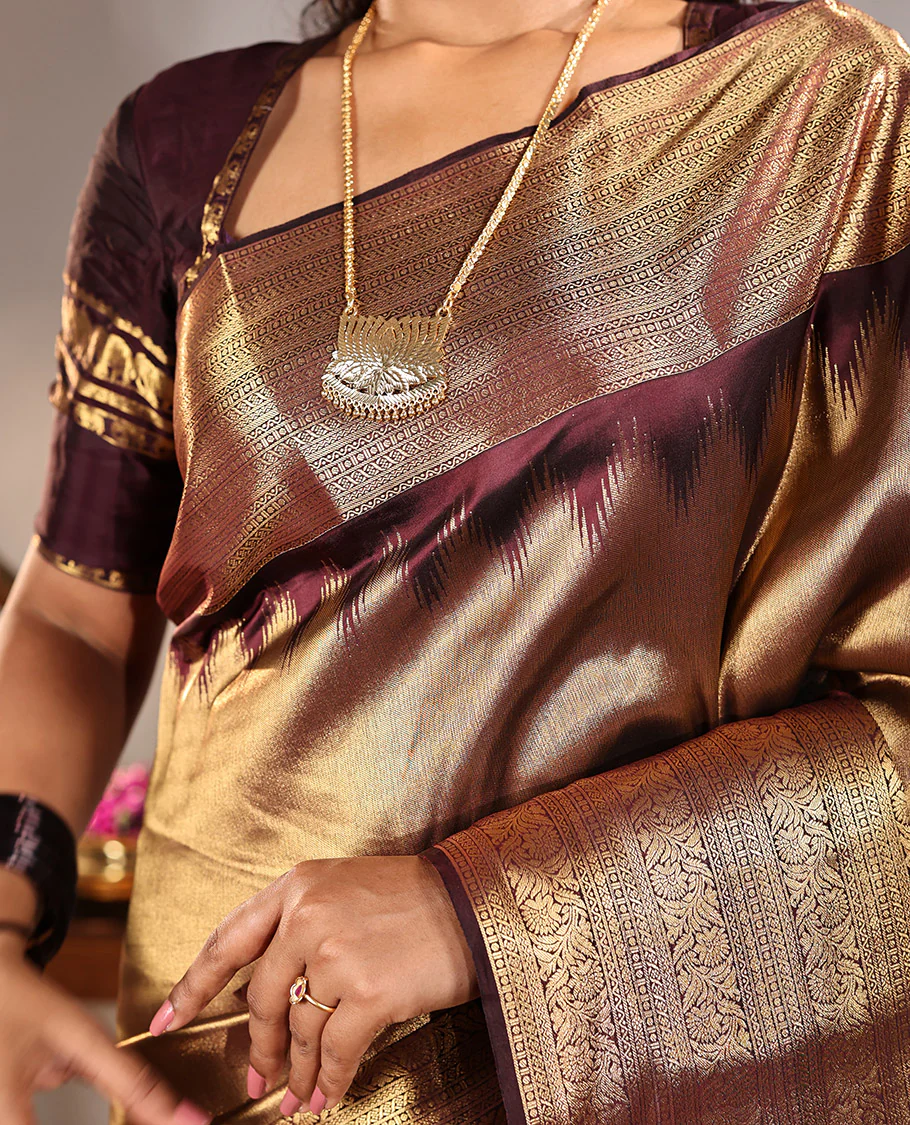 Scintillating Brown Vasundhara Lite-Silk Mix Saree, Gleamed Up with Zari on Its Body, Highlighted by Thazampoo Rekku Border of Neli, Paisa, Cross Kamalam, and Kodi Visiry Designs, a Grand Geometric-Patterned Pallu, and Paired with a Matching Blouse - Image 2