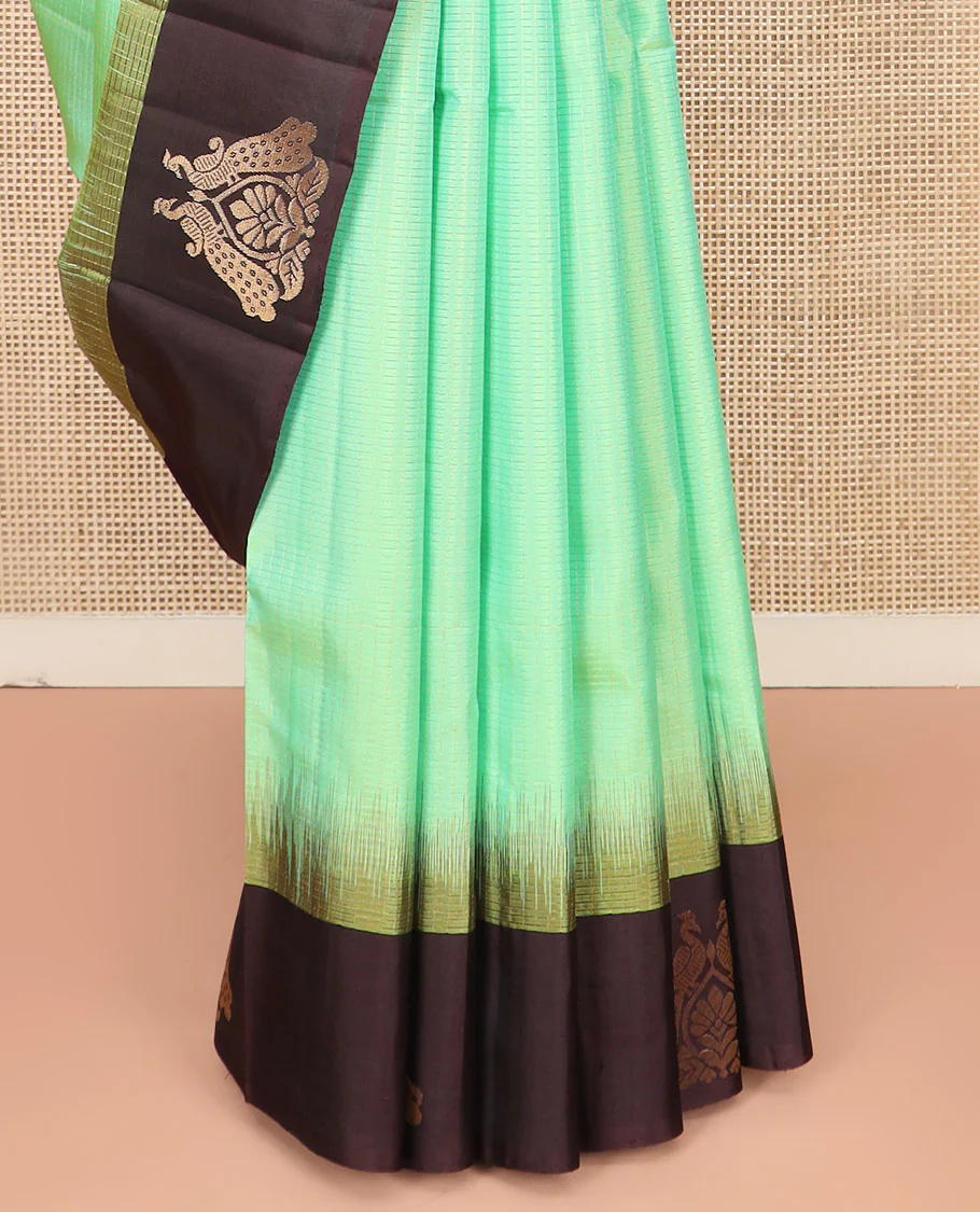 Turquoise Kanchipuram Silk Saree, Subtly Sparkled with Zari Checks on Its Body, Complemented by a Contrast Border of Mayil Designs, Pallu Beautified with Jaal Design, and Paired with a Contrast Blouse - Image 4