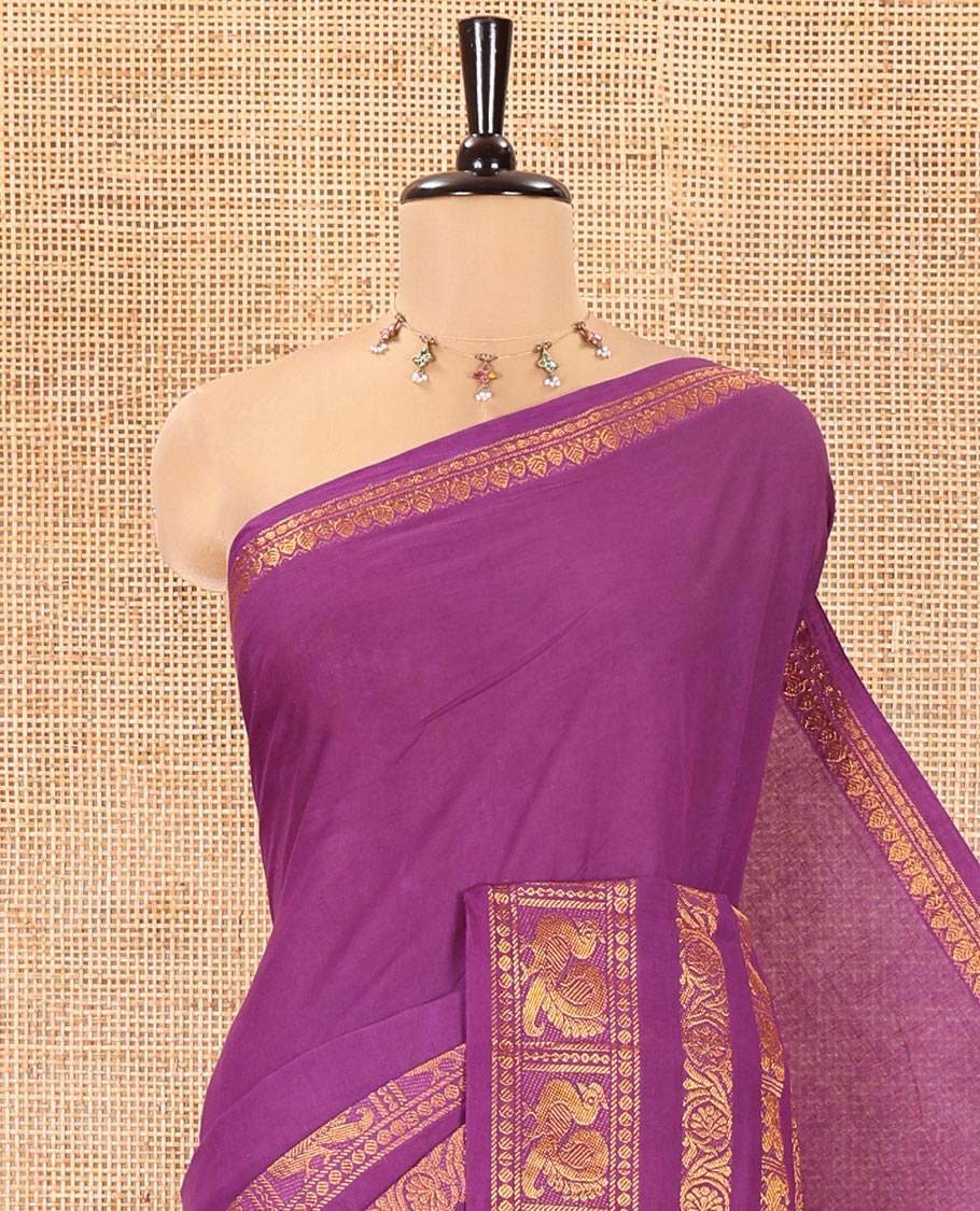 Violet Plain Sungudi Cotton Saree, Highlighted by Traditional Zari Border of Peacock and Floral Creeper Designs, Subtly Striped Pallu, and Paired with a Contrast Blouse - Image 2