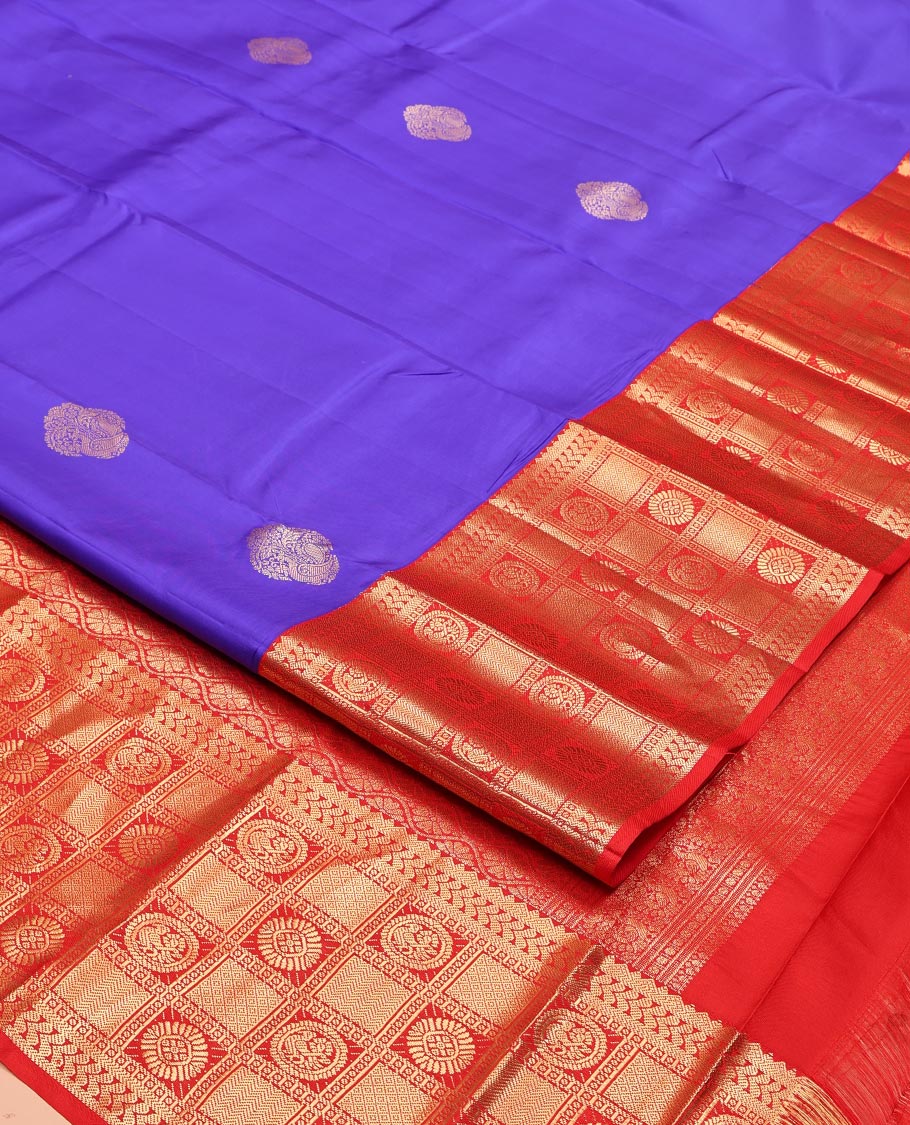 Violet Vasundhara Silk Saree, Prettified with Zari Buttas All Over Its Body, Complemented by a Contrast Border of Rekku, Banaras, Kathir, Chakram, Round Mayil, and Mayil Kann Designs, Grand Ogee-Patterned Pallu, and Paired with a Contrast Blouse - Image 2