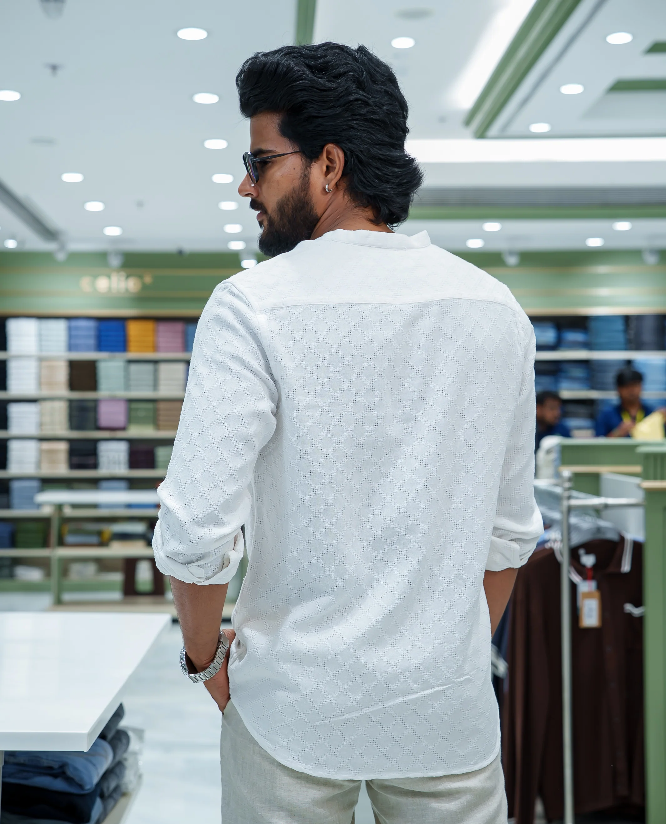 White Cotton Blended Casual Shirt, Subtly Sparkled with Diamond-Patterns Texture, Featuring a Mandarin Collar, Full Sleeves, Slim Fit, and Regular Length - Image 4