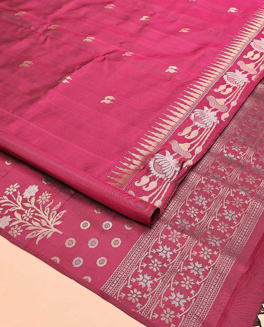 Wine Mayuri Soft Silk Saree, Subtly Woven with Manga Buttas All Over Its Body, Highlighted and Temple Border of Floral Creeper Designs, Pallu of Floral Designs, and Paired with a Matching Blouse - Image 2