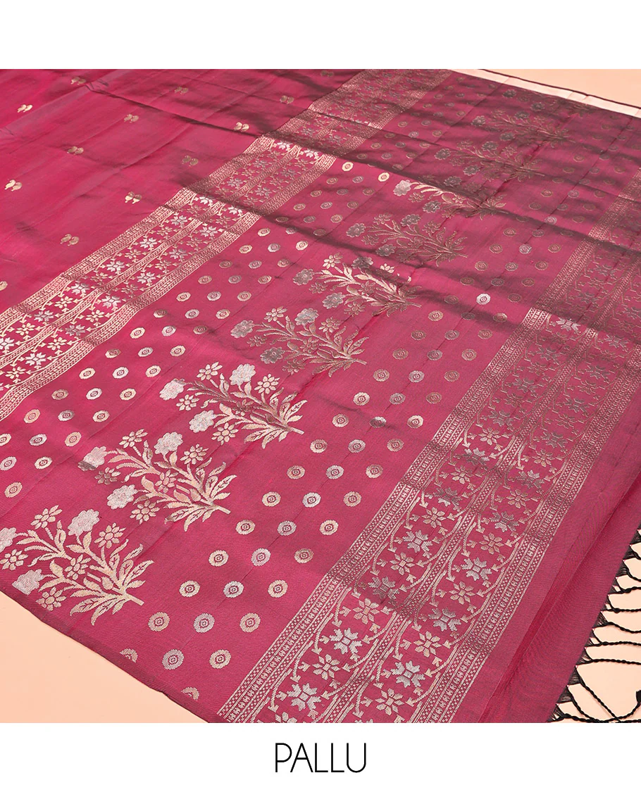Wine Mayuri Soft Silk Saree, Subtly Woven with Manga Buttas All Over Its Body, Highlighted and Temple Border of Floral Creeper Designs, Pallu of Floral Designs, and Paired with a Matching Blouse - Image 5
