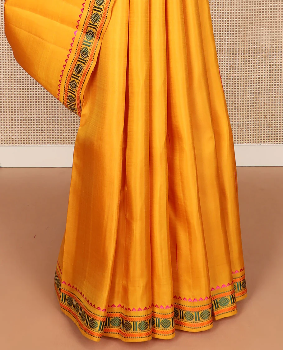 Yellow malli mokku buttas Kanchipuram silk saree, self-border of rekku, muthu, kathir, and rudraksham motifs, and seppu rekku pallu - Image 5