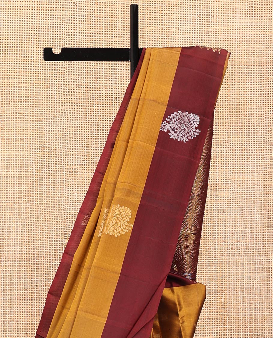 Yellow Mayuri Lite Silk Mix Saree, Adorned with Zari Buttas on Its Body, Complemented by a Contrast Border of Unique Designs, Geometric Patterns Pallu, and Paired with a Contrast Blouse - Image 3