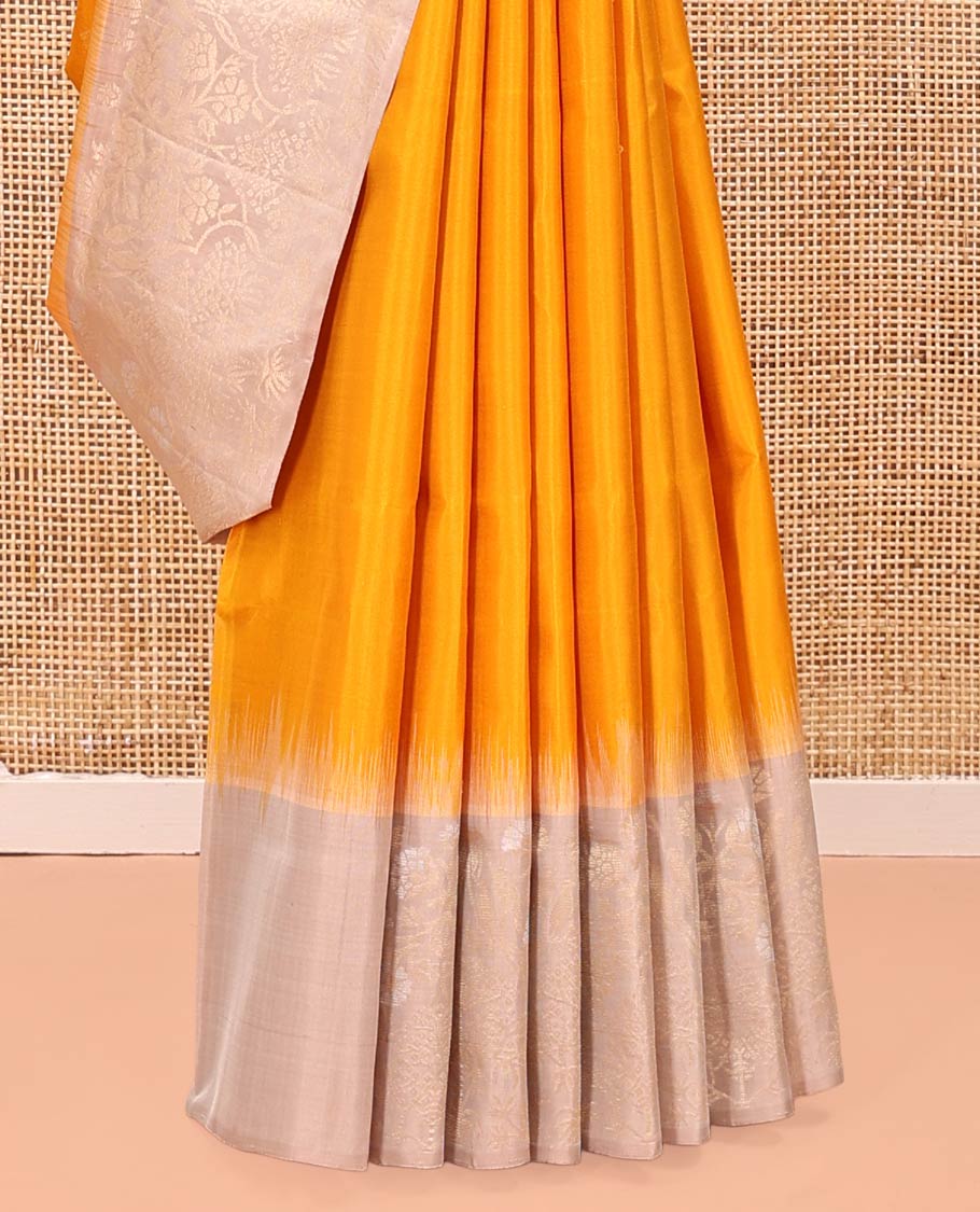 Yellow Mayuri Soft Silk Saree, Subtly Woven with Buttas All Over Its Body, Complemented by Contrast Artfully Woven Border, Pallu of Floral Designs, and Paired with a Contrast Blouse - Image 4