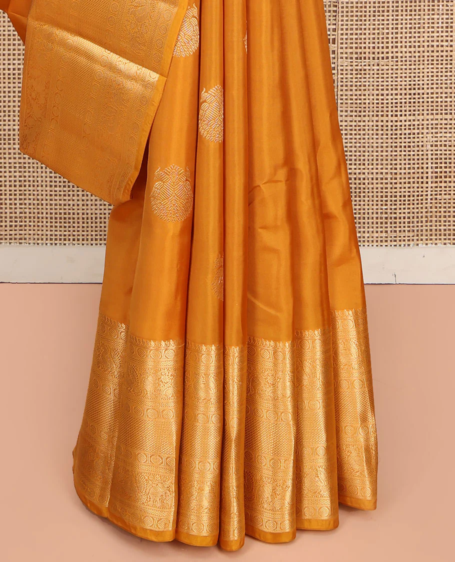 Yellow Vasundhara Lite Silk Mix Saree, Decorated with Zari Buttas, Highlighted by a Zari Border of Thilakam Mokku, Muthu, Kamalam, Mayil, Yaanai, Rettai Neli, and Mayil Kann Designs, Pallu of Mayil Kann Designs, and Paired with a Matching Blouse - Image 4