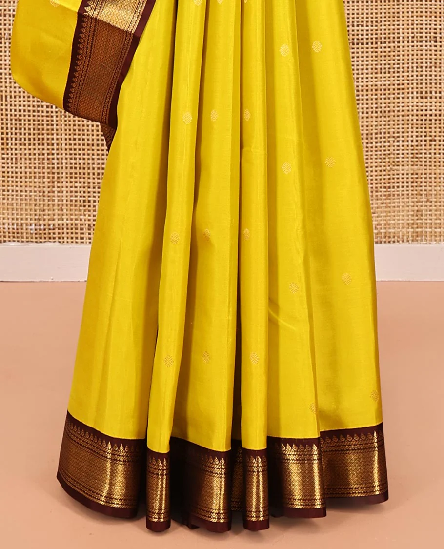 Yellow Vasundhara Silk Saree, Woven with Zari Buttas All Over Its Body, Complemented by a Contrast Korvai Border of Thilakam, Banaras, Neli, and Mayil Kann Designs, Grand Pallu, and Paired with a Contrast Blouse - Image 4